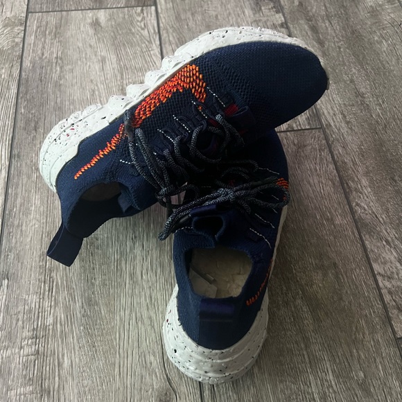 NIKE Space Hippie 01 (Gently Worn) - Picture 5 of 6